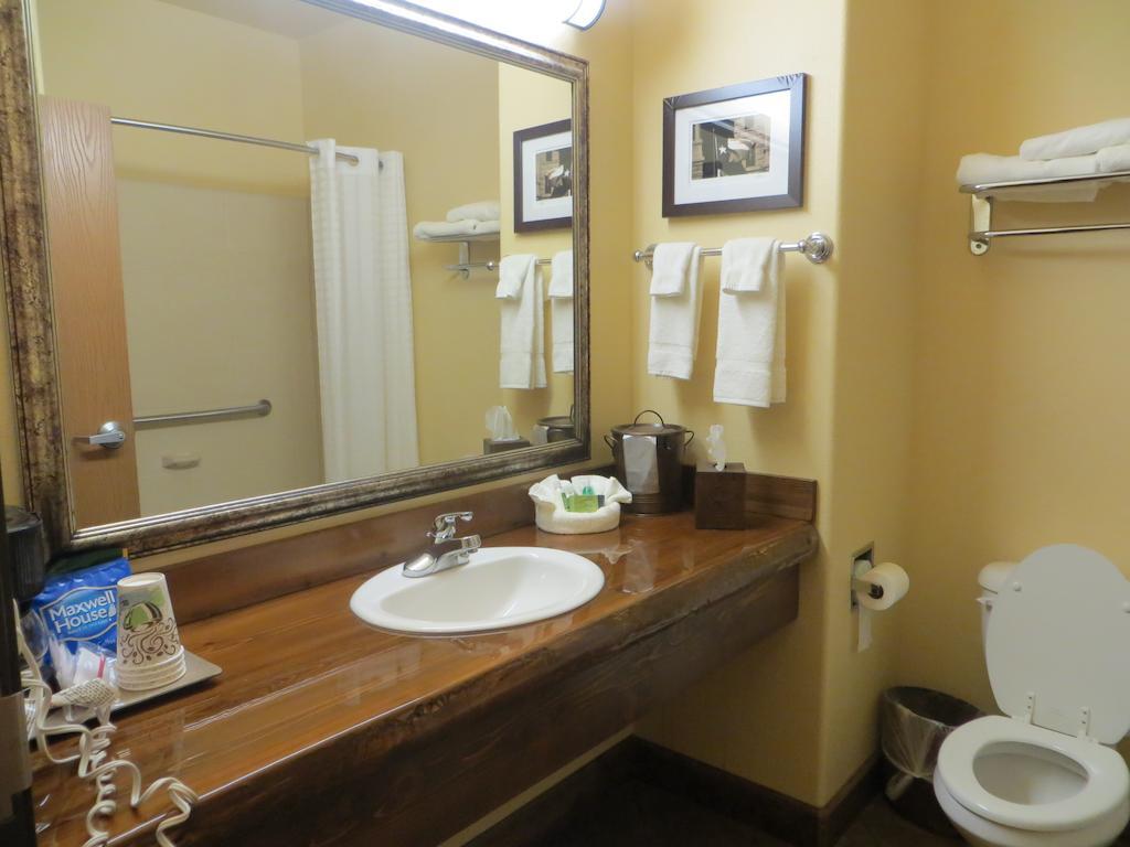 Texas Hotel Hallettsville